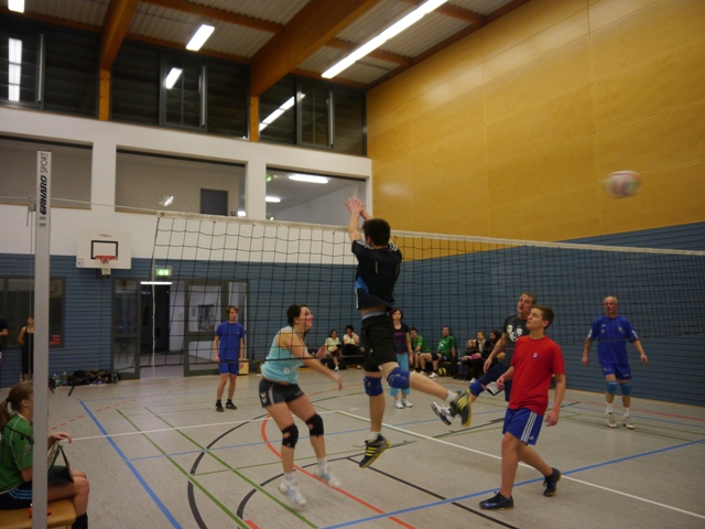 Volleyball5.JPG - 161.50 KB